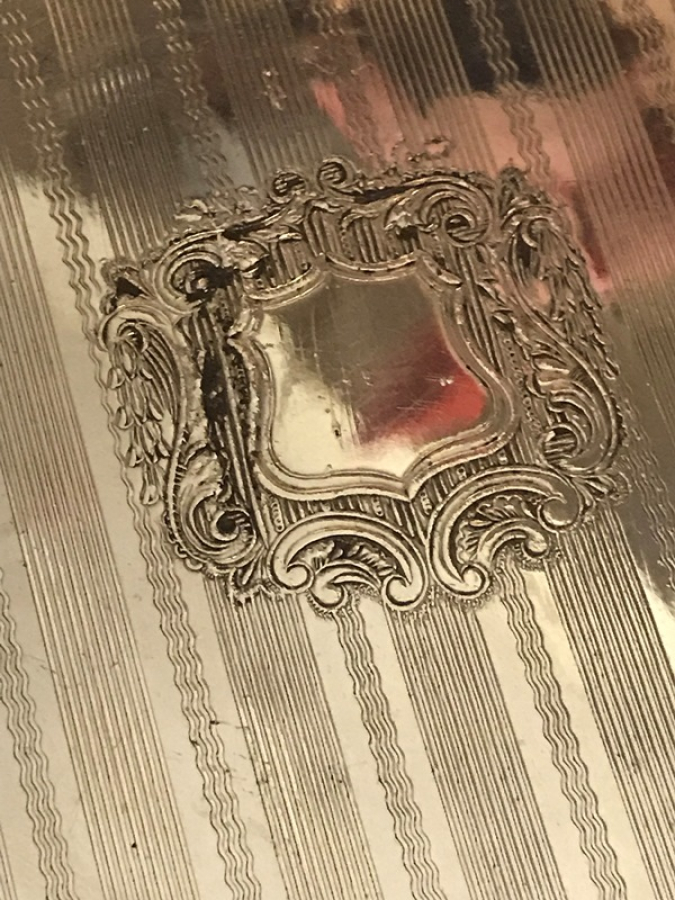 MASA ÜSTÜ TEMİZLEMEK İÇİN METAL FARAŞ KÜREK 