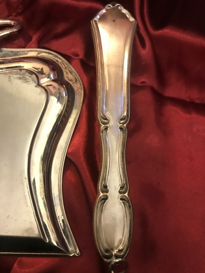 MASA ÜSTÜ TEMİZLEMEK İÇİN METAL FARAŞ KÜREK 