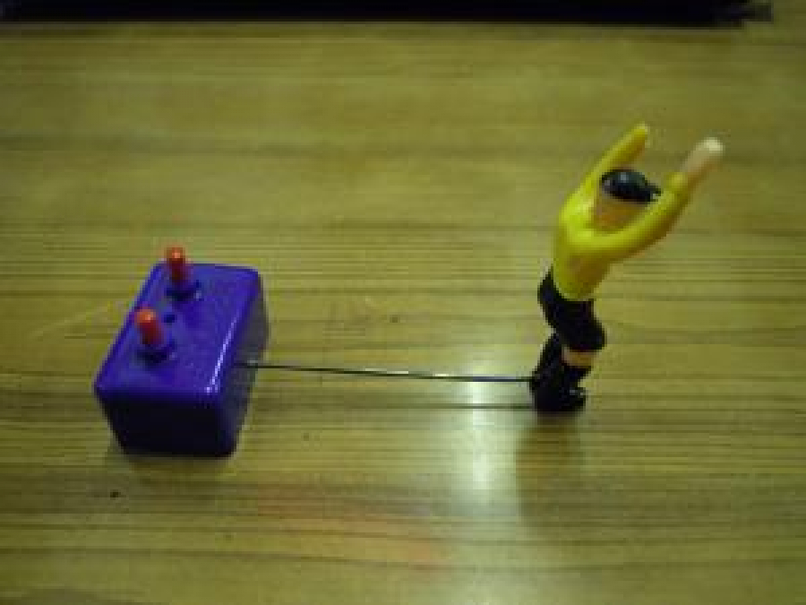 MEKANİK HAREKETLİ FUTBOL TIPP - KICK OYUNCAK 