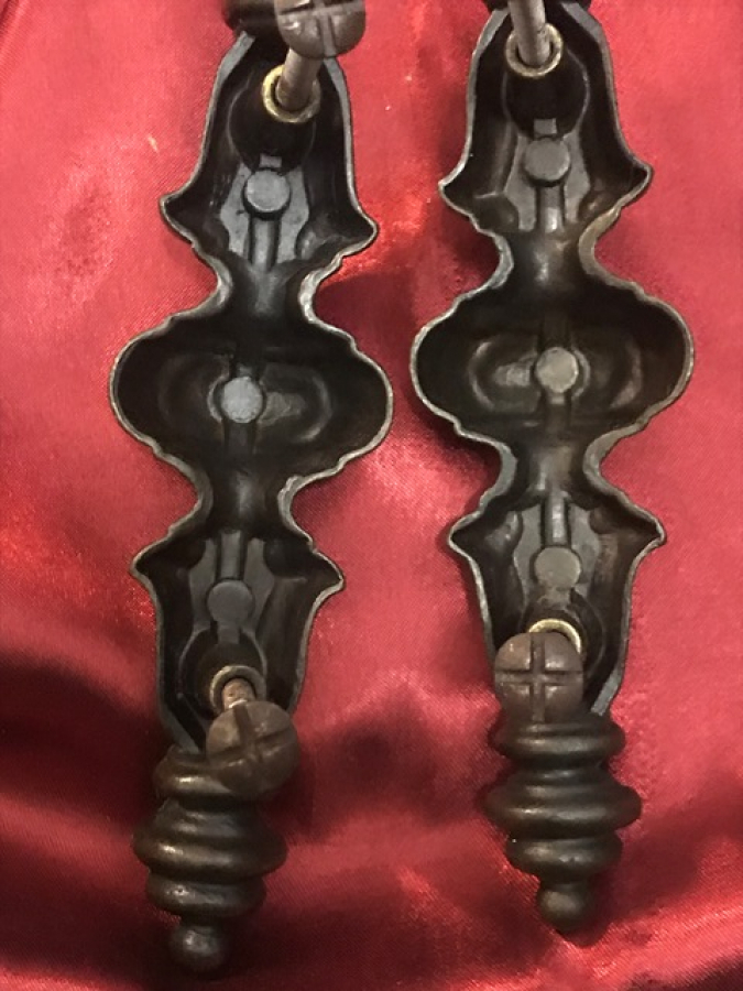 METAL REZEN ÇİFT VİDALI  KAPI TUTMA KOLU 