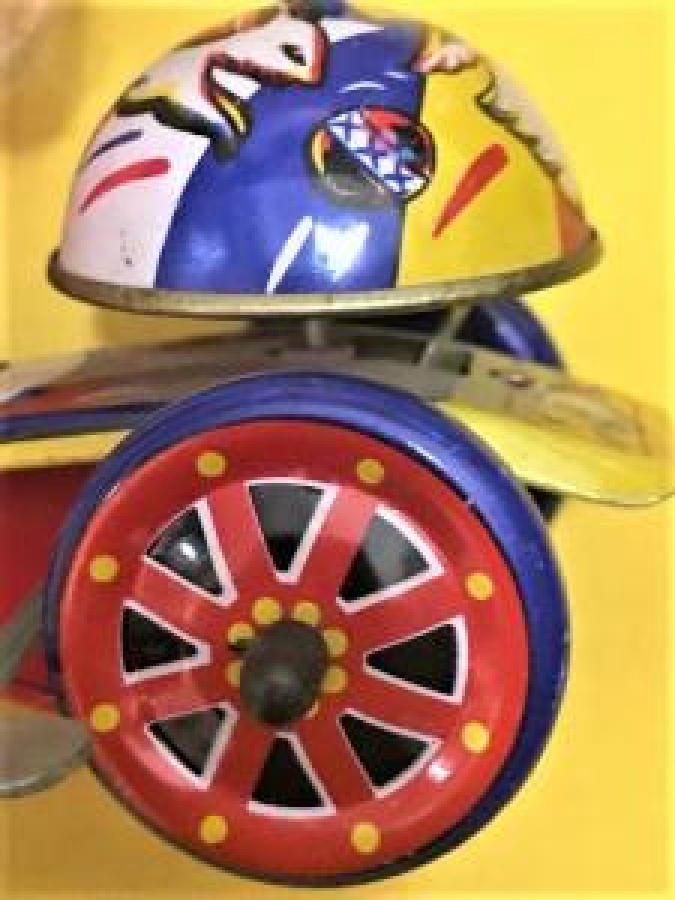 MTU. BİSİKLETE BİNEN TENEKE KURMALI OYUNCAK KIZ BEBEK MTU. MADE İN KOREA 