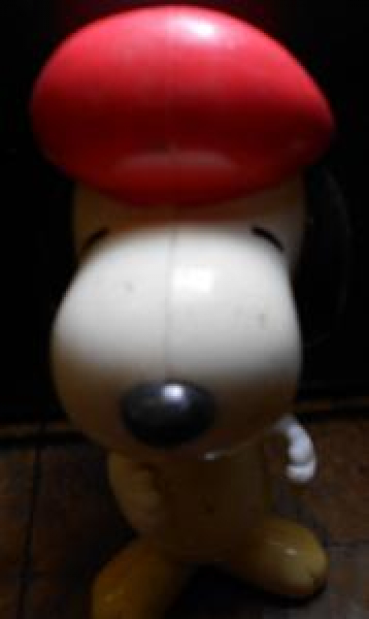 SNOOPY 3 PARÇAYA BÖLÜNEN PLASTİK OYUNCAK KÖPEK 