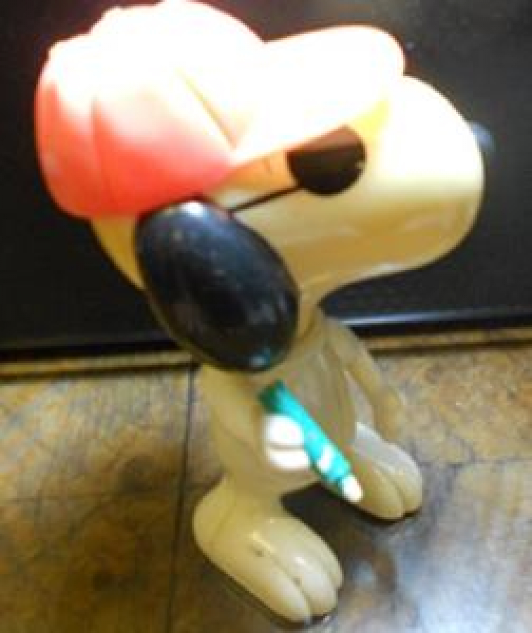 SNOOPY 3 PARÇAYA BÖLÜNEN PLASTİK OYUNCAK KÖPEK 19033 Garaj antik