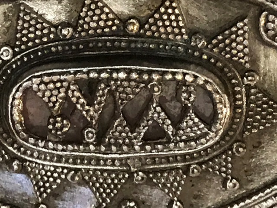 TAŞLI  4 SALLAMALI  8 TOPLU  EL YAPIM KOLYE 