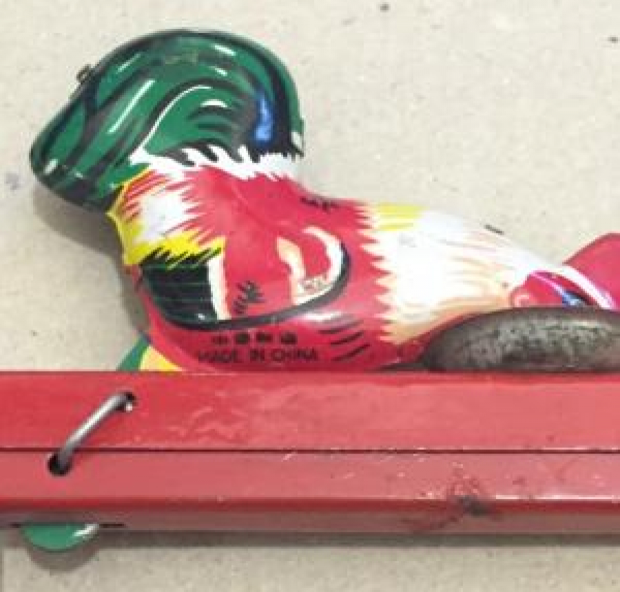 TENEKE OYUNCAK YEMLENEN HOROZLAR MEKANİK OYUNCAK TABAKATAN YEM YİYEN TAVUK HOROZ 