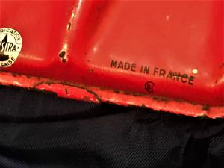 TENEKE SÜRÜCÜLÜ MAFSALLI ÖN TEKERLEKLER TENEKE YARIŞ ARABASI MADE İN FRANCE 