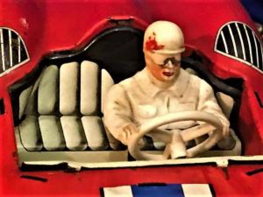 TENEKE SÜRÜCÜLÜ MAFSALLI ÖN TEKERLEKLER TENEKE YARIŞ ARABASI MADE İN FRANCE 