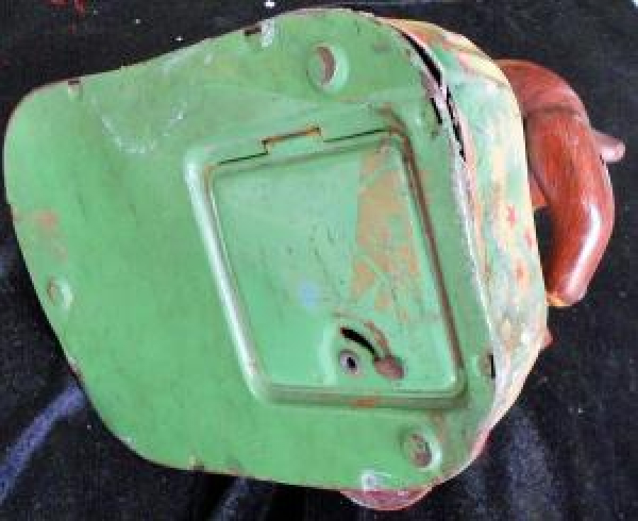 TRAMPET ÇALAN TENEKE OYUNCAK AYI ÜRÜN PİLLE ÇALIŞIR 1960 