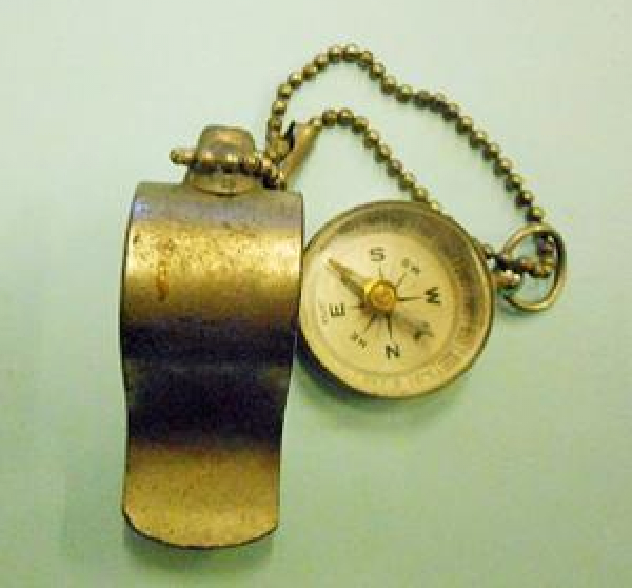 İZCİ ARTEBRI MOGA DÜDÜK VE PUSULA