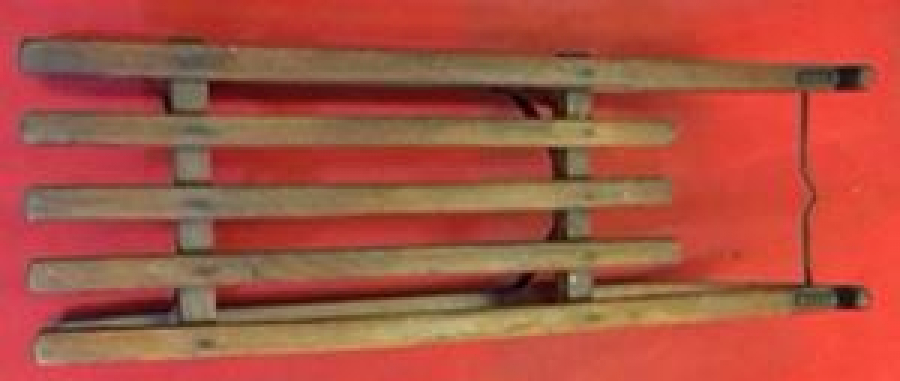 MASİF AHŞAP KARDA KAYILAN ÇOCUK İÇİN KIZAK 1950 MODEL 