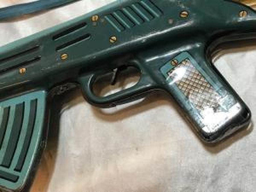 SSCB RUS GUN ELZEİT MUVEK TENEKE OYUNCAK TÜFEK 1960 