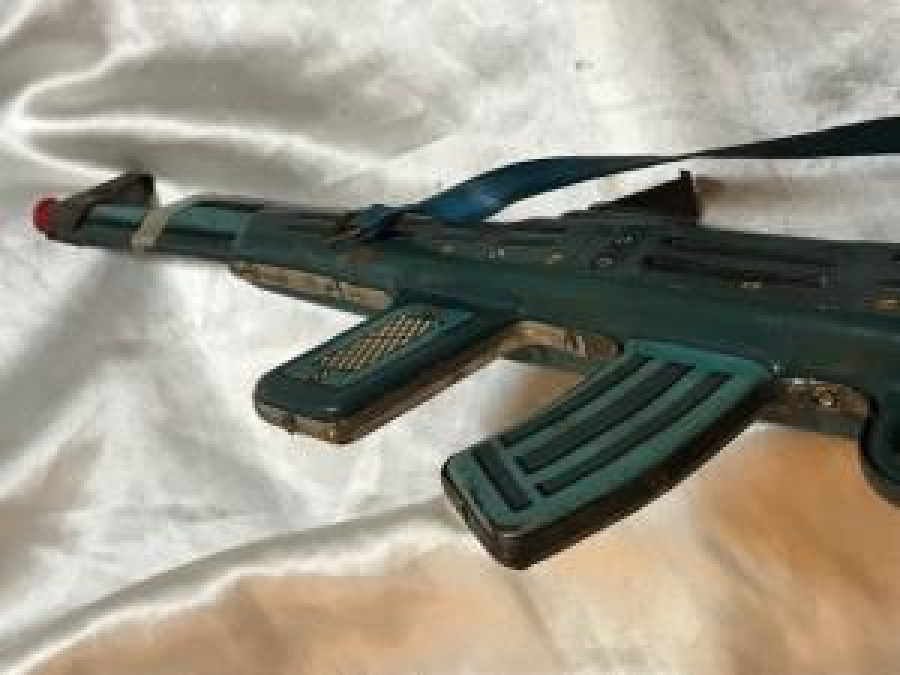 SSCB RUS GUN ELZEİT MUVEK TENEKE OYUNCAK TÜFEK 1960 