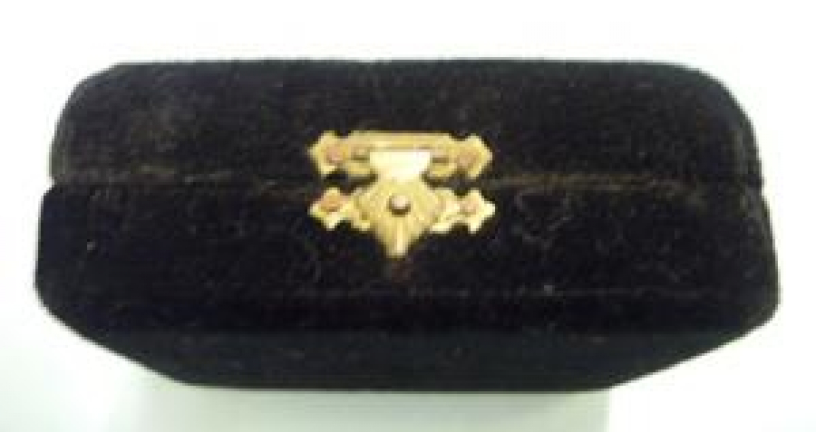 THE AMCE THUNDERER MADE İN ENGLAND DÜDÜK SAMATYADA EMEKLİ OLAN GECE BEKÇİSİ İLHAN AK ' A VERİLMİŞ 