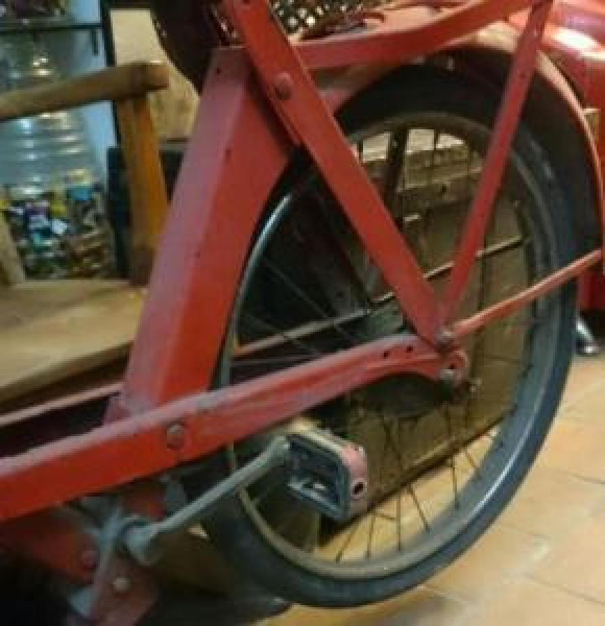VELOSOLEX MOTORSİKLET 1960 MODEL FRANSIZ MALI MOTOR HACMİ 49 CC 