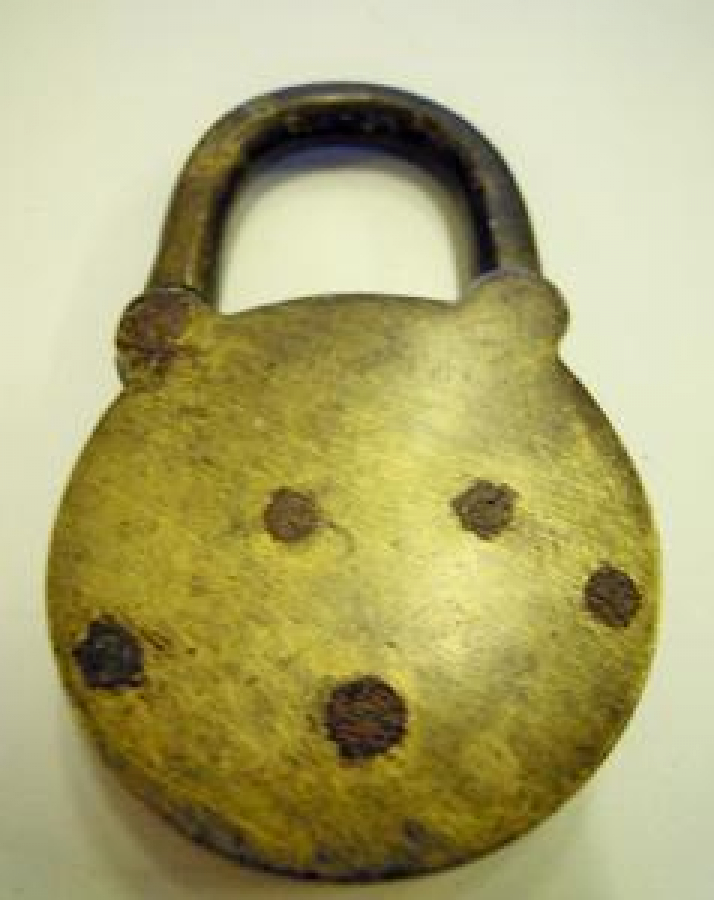 DAVESO KİLİT ESKİ BRONZ EL YAPIM PERCİNLİ ASMA KİLİDİ 