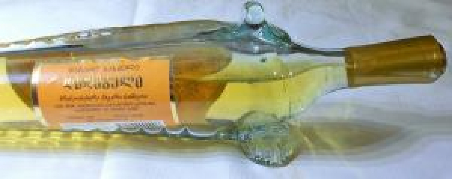 DEKORATİF ŞİŞESİNDE YUNAN 1 LİTRE 38 DERECE ŞARAP 