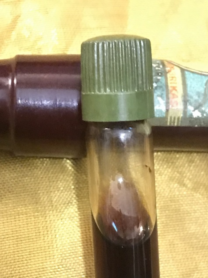 1940  MEKKE HACERUL ISVET KOKUSU KOLONYA ATLAS MARKA ORJİNAL KAHVERENGİ BAKALİT KABINDA CENNET KOKUSU