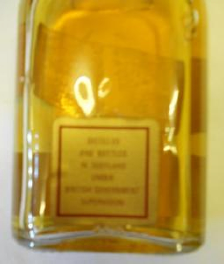 JOHNNİE WALKER WISKI KOLEKSİYON UFAK MİYATÜR ŞİŞE JOHN WALKER