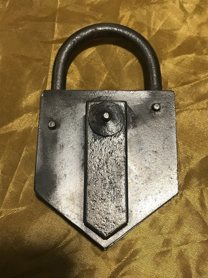 1920 METAL ASMA KİLİT POLANYA ÜRETİMİ SICAK DÖGME DEMİR PERCİNLİ EL YAPIMI