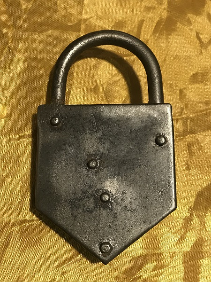 1920 METAL ASMA KİLİT POLANYA ÜRETİMİ SICAK DÖGME DEMİR PERCİNLİ EL YAPIMI