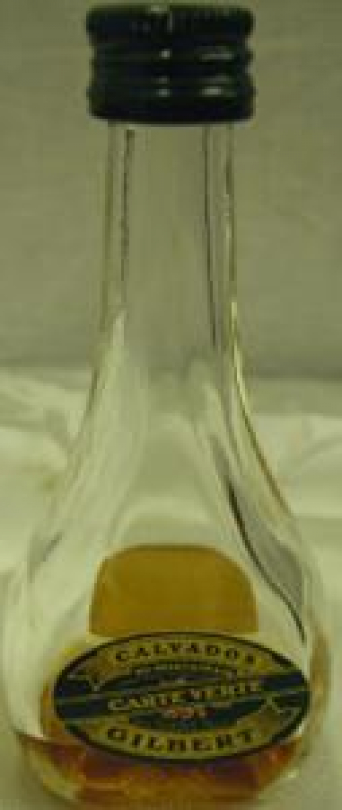 MİNYATÜR İÇKİ ŞİŞESİ KOLEKSİYON CALVADOS CARTE VERTE GILBERT J.B. STURM MARKENIMPORT RÜDESHEİM FRANZOSISCHES ERZEUGNIS 40% VOL. 0,041 