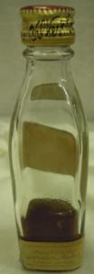 MİNYATÜR İÇKİ ŞİŞESİ KOLEKSİYON JOHNNİE WALKER SYDNEY 1880 PARIS 1885 ADELAIDE 1887 MELBOURNE 1881 DUNEDİN 1899 JAMAICA 1891 KIMBERLEY 1892 BRISBANE 1891 