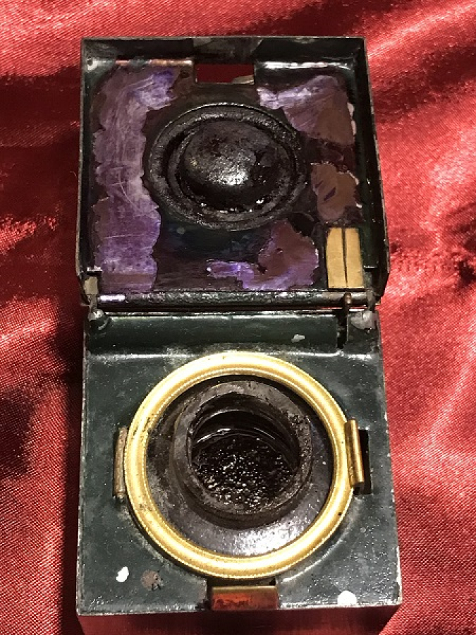 SEYEHAT HOKKASI ALTIN VERMEYLİ KAPAK KARE FORM ÜZERİ KALEM İŞLEME HOKKA