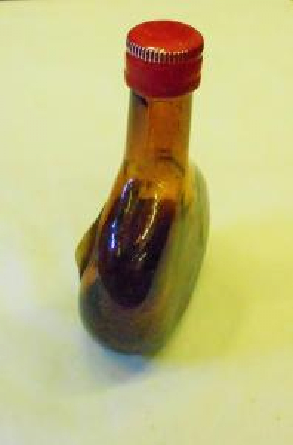 TATLI-SERT KAVAKLIDERE ŞARAPLARI A.Ş. ANKARA CL.10 KIRMIZI KOLEKSİYON UFAK MİYATÜR ŞİŞE 