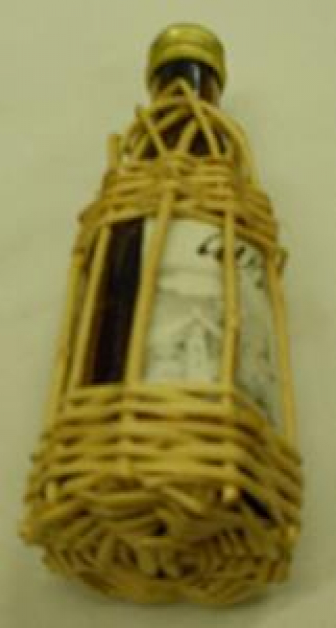 TÜRKELİ AVŞA ADA KARASI KOLEKSİYON UFAK MİYATÜR ŞİŞE 