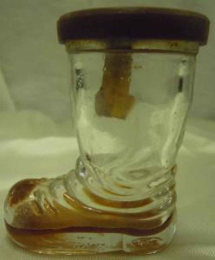 MİNYATÜR İÇKİ ŞİŞESİ KOLEKSİYON BOŞ ŞİŞE AYAKKABI FORMUNDA 