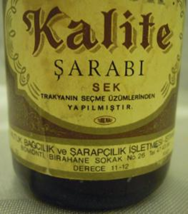 MİNYATÜR İÇKİ ŞİŞESİ KOLEKSİYON MUTUK KALİTE ŞARABI SEK TRAKYANIN SEÇME ÜZÜMLERİNDEN YAPILMIŞTIR 