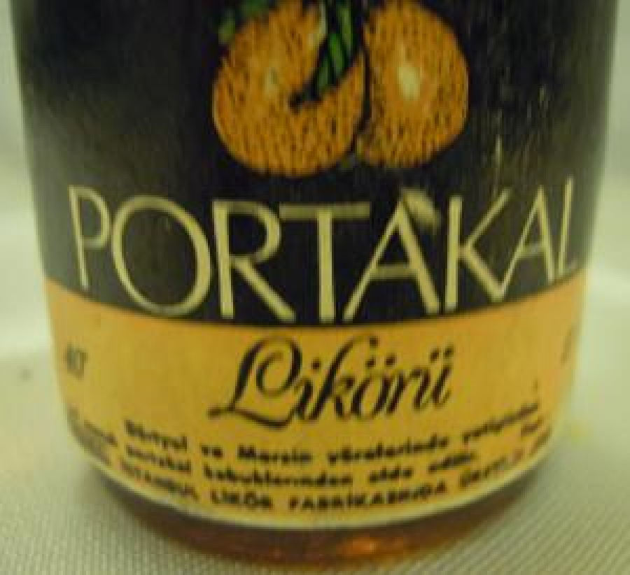 MİNYATÜR İÇKİ ŞİŞESİ KOLEKSİYON PORTAKAL LİKÖRÜ 40 % 