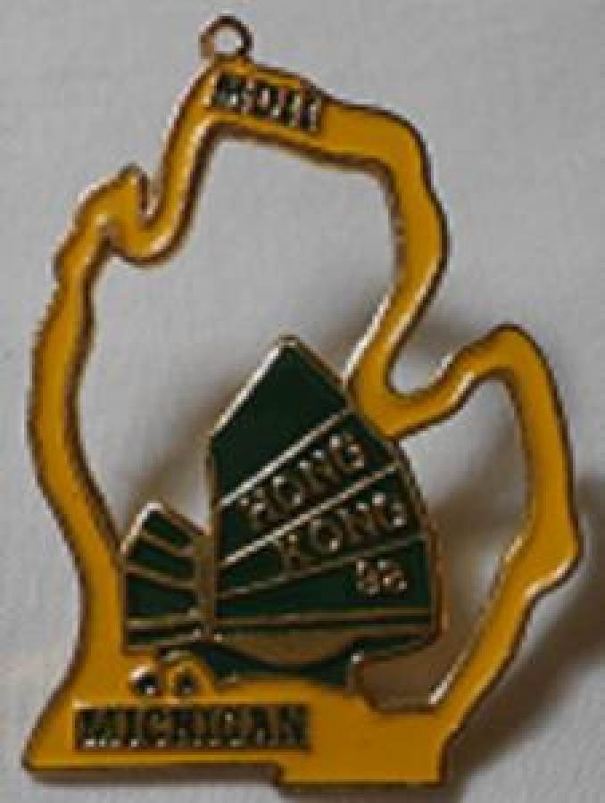 LİONS CLUP YAKA ROZET METAL ORJİNAL MDII HONG KONG 92 MICHIGAN 