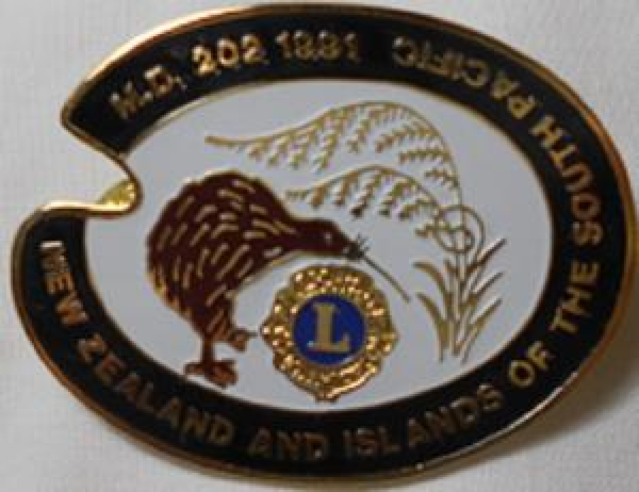 LİONS CLUP YAKA ROZET METAL ORJİNAL NEW ZEALAND AND ISLANDS OF THE SOUTH PACIFIC M.D. 202 1991 