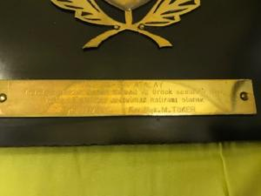 ALD. TAHSİN ATALAY KARAGAHINIZIN BAŞARİ TİMSALİ VE ÖRNEK SEMBOLİİ OLAN ÇALIŞMALARINIZIN UNUTULMAZ HATIRASI OLARAK 2 EYLÜL 1970 KUR.BŞK.M.TOKER 