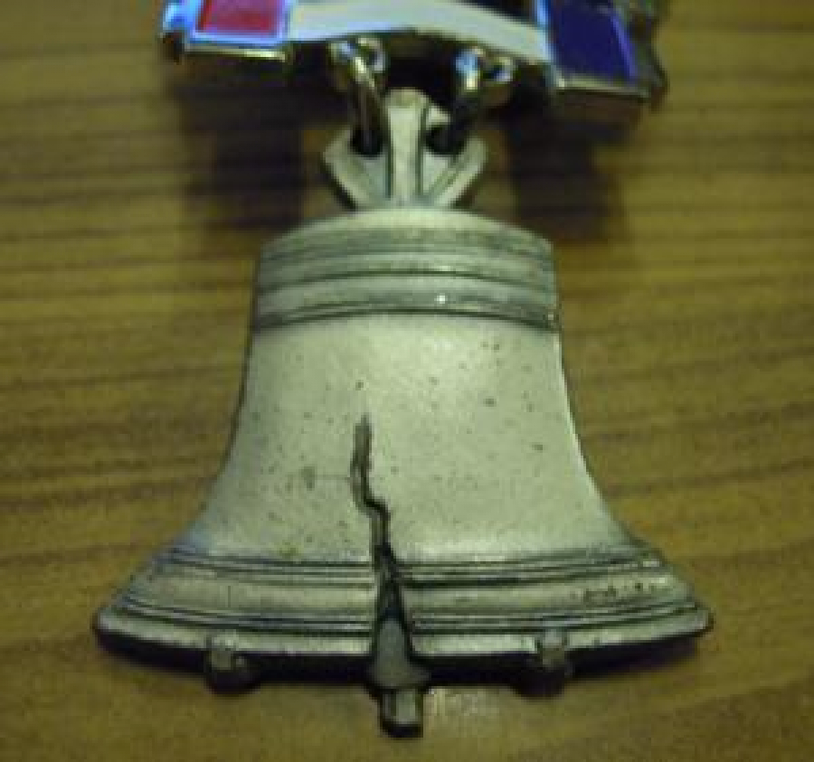 1776 - 1976 BİCENTENNİAL GOLDEN EAGLE PİN FİRST BRİGADE 