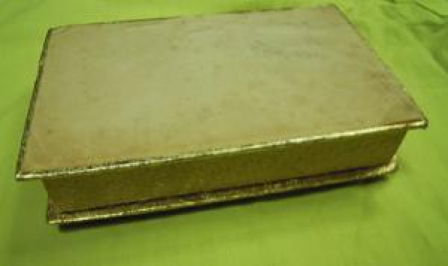 BAYLAN VE BONBON ÇİKOLATA KAPAKLI KARTON KUTU 