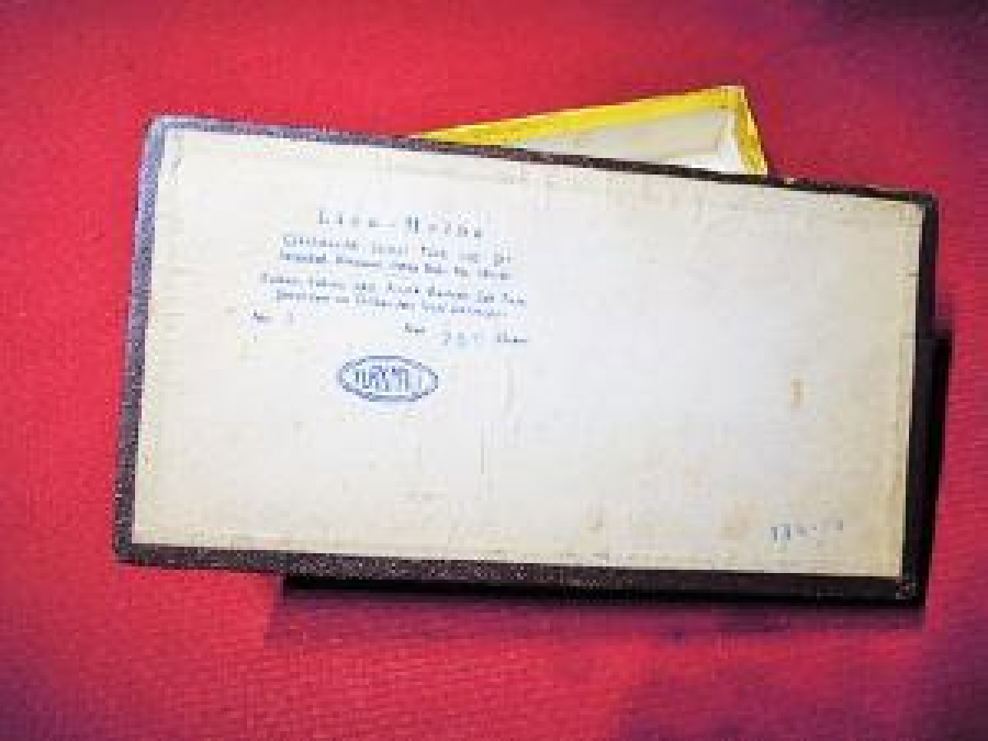 LİON ASSORTED CHOCOLATES FANTAZİ ÇİKOLATA KUTU 1960 19671 Garaj antik