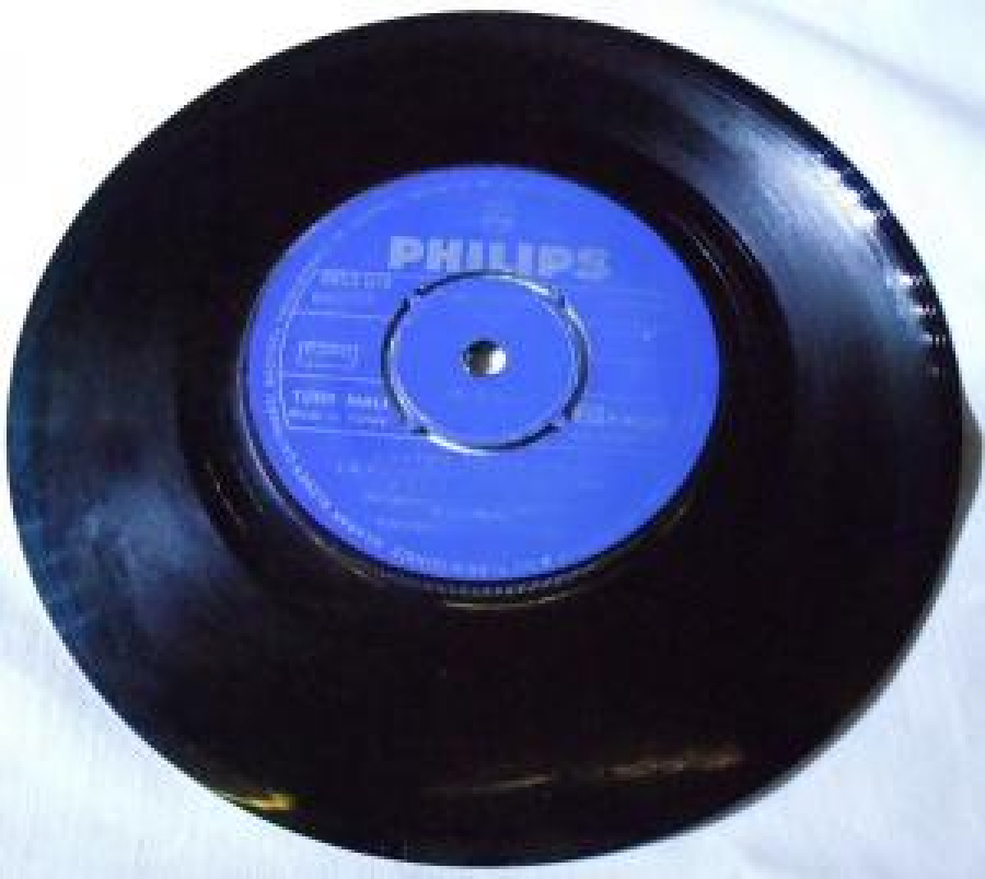 AJDA PEKKAN A - PETROL B - LOVİNG PETROL 45 LİK PLAK 