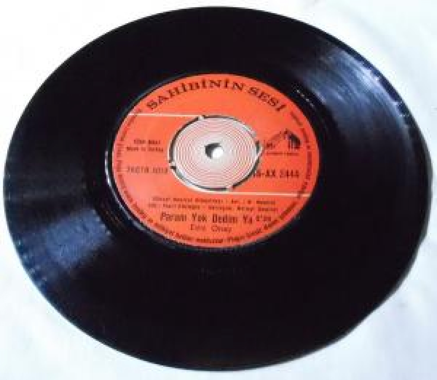 EDIZ ONAY A-BİZİM ESKİ SOKAK B-PARAM YOK DEDİM YA 45 LİK PLAK 