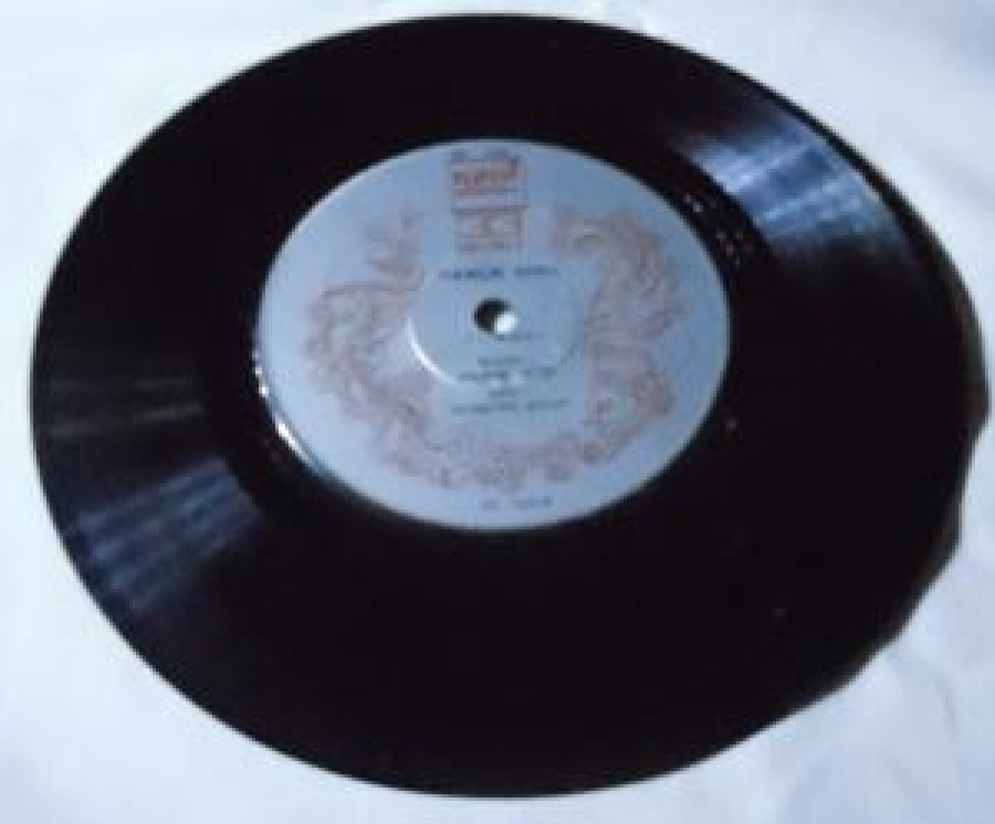 PAMUK NİNE 45 LİK PLAK MASAL 10 ÜZERİNDEN 8 KAPSIZ 