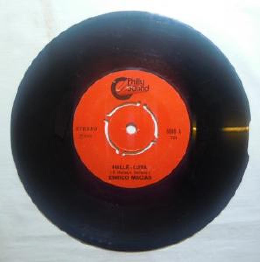 HALLE-LUYA (E.MACİAS /J. DEMARNY) ENRICO MACIAS . LA PREMIERE CORRIDA (E.MACİAS/J.PEİGNE ) ENRICO MACIAS YABANCI PLAK 