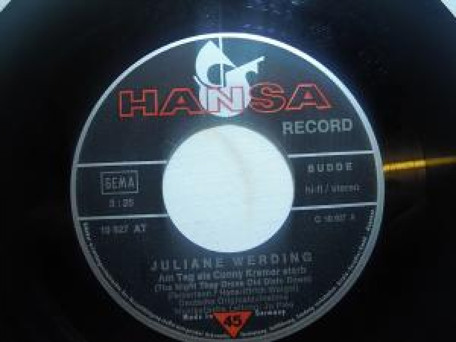 JULIANE WERDING DİE ZEİT, İN DER WİR LEBEN (AGE) (JİM INGRİD CROCE / HANS - ULRİCH WEİGEL) MUSİKALİSCHE LEİTUNG : JO PIEE 45 LİK YABANÇİ PLAK 