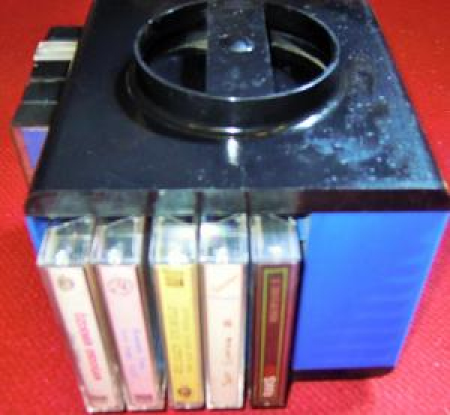 20 ADET KASET MUHAFAZA KUTUSU DÖNERLİ