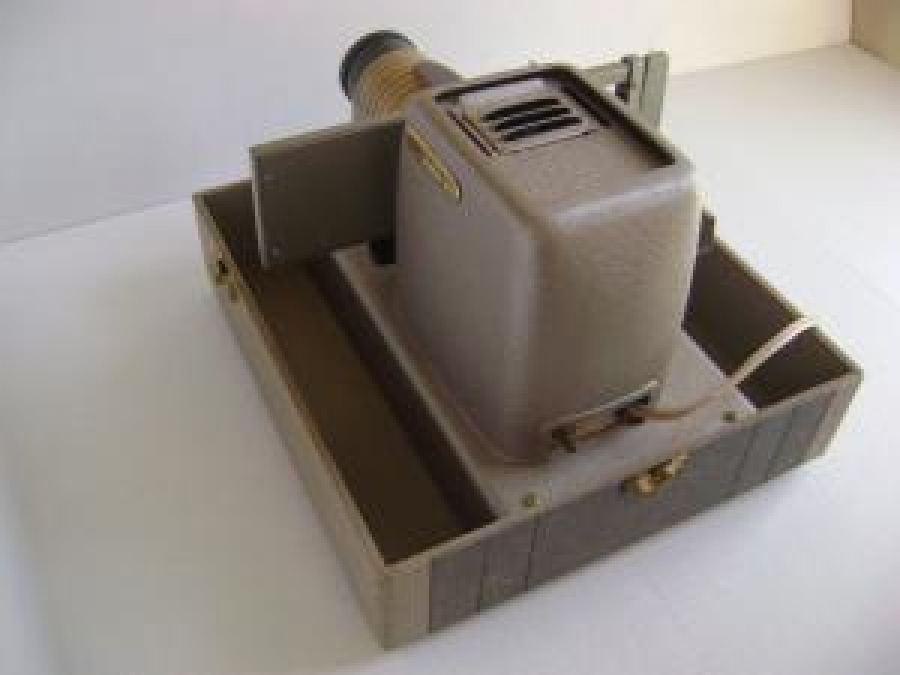 T D C -HEADLİNER 303 KUTULU ELEKTİRİKLİ MEKANİK CALIŞAN SLAYT MAKİNESİ USA