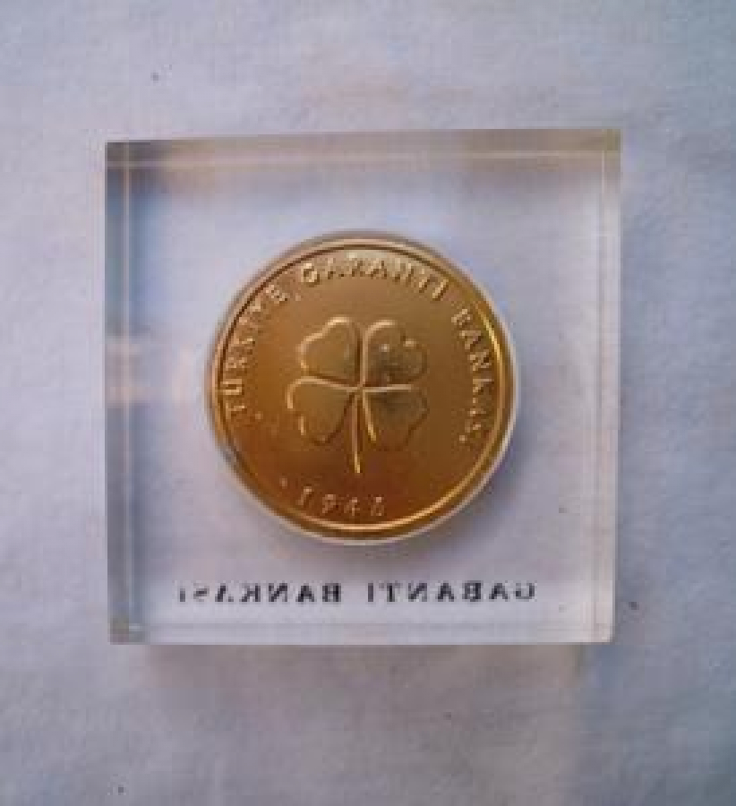 CAM KAGIT AĞIRLIĞI TÜRKİYE GARANTİ BANKASI 1946 CUMHURİYETİN 50. YIL HATIRASI 1923 - 1973 GARANTİ BANKASI KAĞIT AĞIRLIĞI 