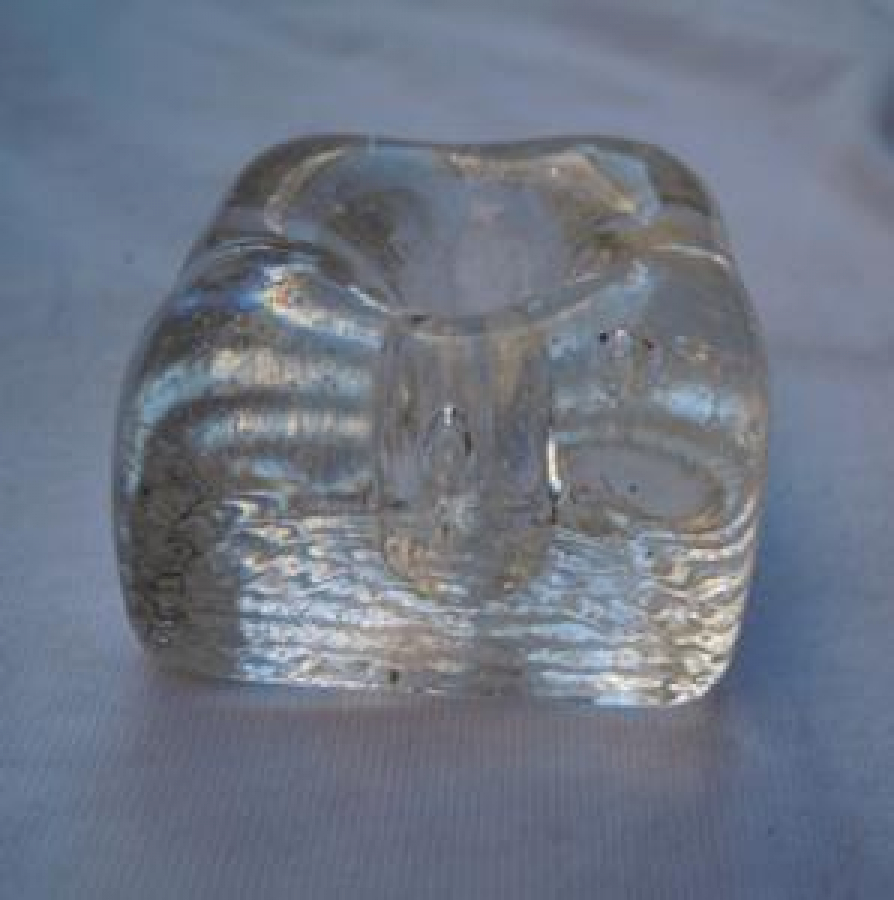 CAM KAĞIT AĞIRLIĞI KARE FORMDA