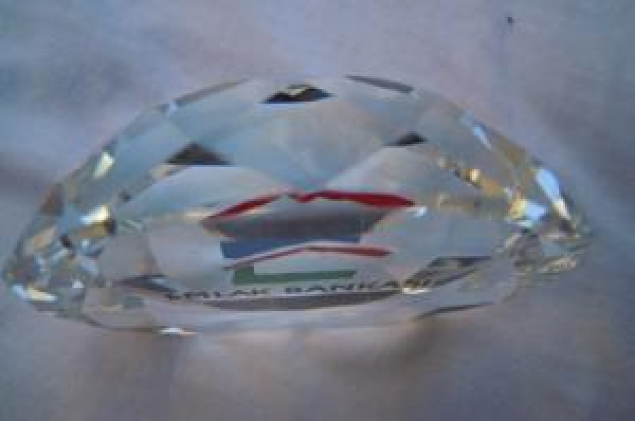 EMLAK BANKASI LEGOLU CAM KAĞIT AĞIRLIĞI