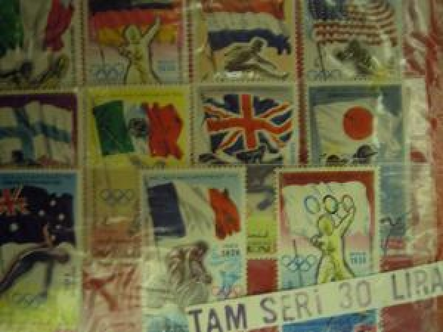 ÜLKE SPOR VE OLİMPİYAT SERİSİ 11 ADET PUL 