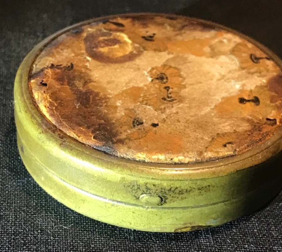 1930 COTY PUDRA KAPAKLI MAKYAJ PUDRASI CANTADA TAŞINABİLEN 